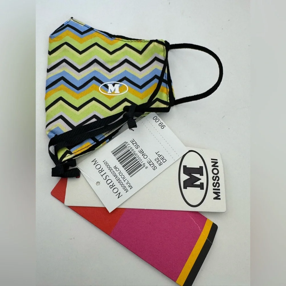 Missoni Zigzag Print Adult Face Mask‎